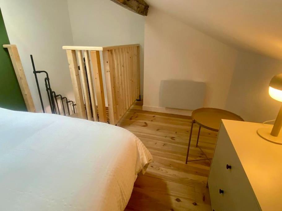 Le 23, Cocon Dans Le Centre Historique Appartement Montauban Buitenkant foto